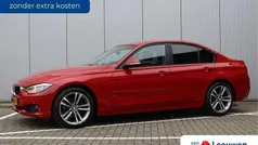 Rood Gebruikt 2012 BMW 320 Executive Sedan | € 12.995 (Eerlijke prijs)