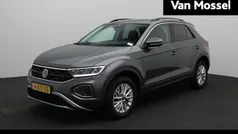 Gebruikt 2022 VW T-Roc Life SUV | € 19.900 (Eerlijke prijs)