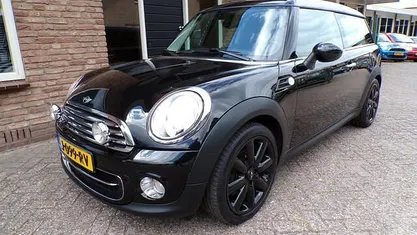 Zwart Gebruikt 2010 Mini Cooper Pepper Hatchback | € 4.950 (Eerlijke prijs)