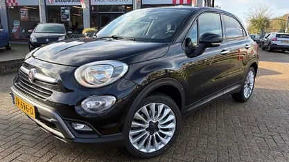 Occasion Fiat 500X Lounge 140 PK (102 kW) 2016 Zwart (metallic) SUV