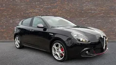 Zwart Gebruikt 2016 Alfa Romeo Giulietta Hatchback | € 9.995 (Goede deal)