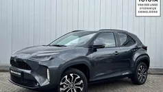 Grijs, metallic lak Nieuw 2025 Toyota Yaris Cross Edition SUV | € 32.900 (Eerlijke prijs)