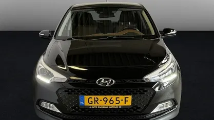 Occasion 2015 Hyundai i20 Hatchback | € 5.950 (Eerlijke prijs)