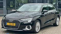 Zwart Gebruikt 2021 Audi A3 Sportback Business Hatchback | € 22.945 (Eerlijke prijs)