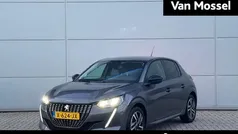 Grijs Gebruikt 2023 Peugeot 208 Allure Hatchback | € 18.940 (Eerlijke prijs)