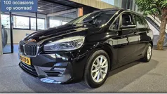 Zwart Gebruikt 2018 BMW 218 Executive Stationwagen | € 19.990 (Eerlijke prijs)