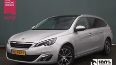 Grijs, metallic lak Gebruikt 2016 Peugeot 308 Premium Stationwagen | € 11.899 (Eerlijke prijs)