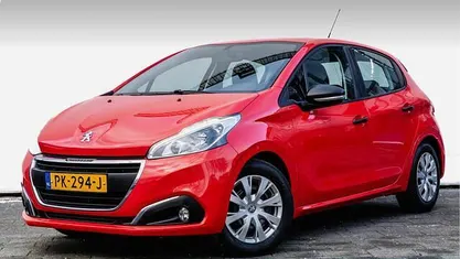 Rood Gebruikt 2017 Peugeot 208 Hatchback | € 6.740 (Goede deal)