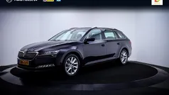 Zwart Gebruikt 2021 Skoda Superb Executive Stationwagen | € 26.925 (Eerlijke prijs)