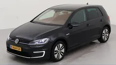 Zwart Gebruikt 2020 VW e-Golf Hatchback | € 12.350 (Eerlijke prijs)