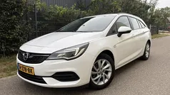 Wit Gebruikt 2020 Opel Astra Edition Stationwagen | € 8.650 (Super prijs)