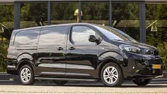 Zwart Gebruikt 2024 Opel Vivaro S Van | € 29.950 (Eerlijke prijs)