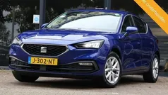 Blauw Gebruikt 2020 Seat Leon Style Hatchback | € 17.995 (Eerlijke prijs)