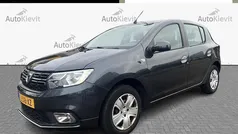 Grijs (metallic) Gebruikt 2020 Dacia Sandero Comfort Hatchback | € 10.950 (Goede deal)