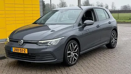 Occasion 2020 VW Golf VII Hatchback | € 18.450 (Goede deal)