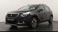 Zwart Gebruikt 2017 Peugeot 2008 Allure SUV | € 7.945 (Super prijs)
