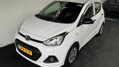 Occasion 2016 Hyundai i10 Hatchback | € 6.750 (Eerlijke prijs)
