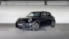 Gebruikt 2025 Mini Cooper Classic Hatchback | € 40.000 (Goede deal)