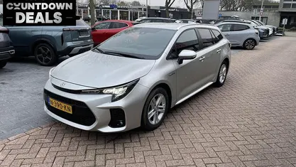 Grijs Gebruikt 2021 Suzuki Swace Stationwagen | € 22.545 (Eerlijke prijs)