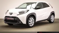 Wit Gebruikt 2022 Toyota Aygo Hatchback | € 17.995 (Eerlijke prijs)