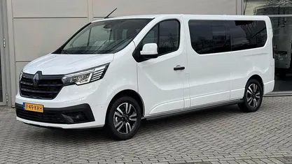 Gebruikt 2024 Renault Trafic MPV | € 34.557 (Eerlijke prijs)