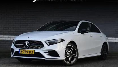 Wit Gebruikt 2021 Mercedes A250 Business Sedan | € 29.745 (Eerlijke prijs)