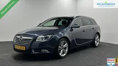 Blauw Gebruikt 2010 Opel Insignia Cosmo Stationwagen | € 7.500 (Eerlijke prijs)