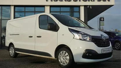 Occasion 2017 Renault Trafic Luxe MPV | € 11.900 (Goede deal)