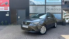 Grijs, metallic lak Gebruikt 2024 Seat Arona Style SUV | € 20.950 (Eerlijke prijs)