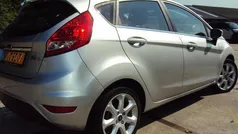 Grijs Gebruikt 2012 Ford Fiesta Titanium Hatchback | € 3.980 (Eerlijke prijs)