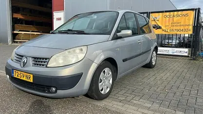 Occasion Renault Scénic II Dynamique 113 PK (83 kW) 2005 Grijs MPV