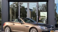Grijs, metallic lak Gebruikt 2013 Mercedes SLK350 Cabriolet | € 28.950 (Eerlijke prijs)