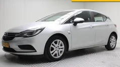 Grijs Gebruikt 2019 Opel Astra Edition Hatchback | € 6.350 (Eerlijke prijs)