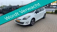 Wit Gebruikt 2011 Renault Grand Scénic III Bose Edition MPV | € 3.745 (Eerlijke prijs)