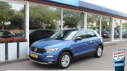 Blauw Gebruikt 2019 VW T-Roc Style SUV | € 20.980 (Eerlijke prijs)