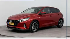 Rood Gebruikt 2022 Hyundai i20 Comfort Hatchback | € 17.899 (Eerlijke prijs)