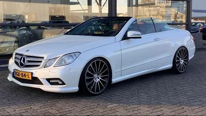 Wit Gebruikt 2011 Mercedes E350 Avantgarde Cabriolet | € 20.499 (Goede deal)