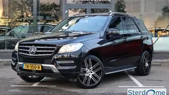 Zwart Gebruikt 2014 Mercedes 350 SUV | € 19.950 (Eerlijke prijs)
