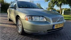 Groen, metallic lak Gebruikt 2006 Volvo V70 Stationwagen | € 4.450 (Eerlijke prijs)