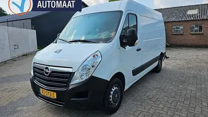 Wit Gebruikt 2016 Opel Movano Van | € 5.750 (Eerlijke prijs)