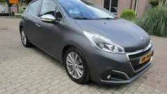Gebruikt 2015 Peugeot 208 Premium Hatchback | € 6.950 (Eerlijke prijs)