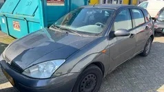 Gebruikt 2002 Ford Focus Trend Hatchback | € 350 (Super prijs)