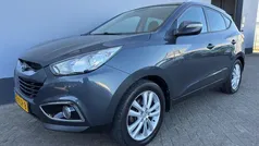 Grijs, metallic lak Gebruikt 2010 Hyundai ix35 SUV | € 9.250 (Eerlijke prijs)