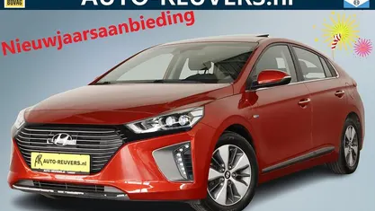 Rood Occasion 2019 Hyundai Ioniq Premium Hatchback | € 14.900 (Goede deal)
