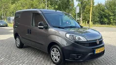 Grijs Gebruikt 2016 Fiat Doblò MPV | € 4.395 (Super prijs)