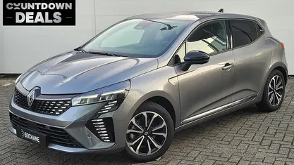 Grijs Gebruikt 2023 Renault Clio V Techno Hatchback | € 23.195 (Eerlijke prijs)