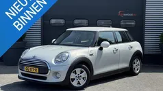 Gebruikt 2015 Mini Cooper Business Hatchback | € 7.240 (Super prijs)