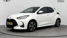 Wit Gebruikt 2024 Toyota Yaris Hybrid Limited Hatchback | € 24.945 (Eerlijke prijs)