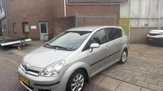 Grijs Gebruikt 2006 Toyota Verso MPV | € 3.950 (Goede deal)