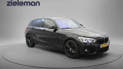 Occasion 2017 BMW 118 Executive Hatchback | € 13.345 (Eerlijke prijs)